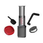 L’Aeropress compact facilement transportable