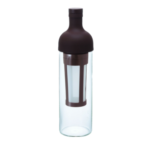 The glass decanter for cold brew